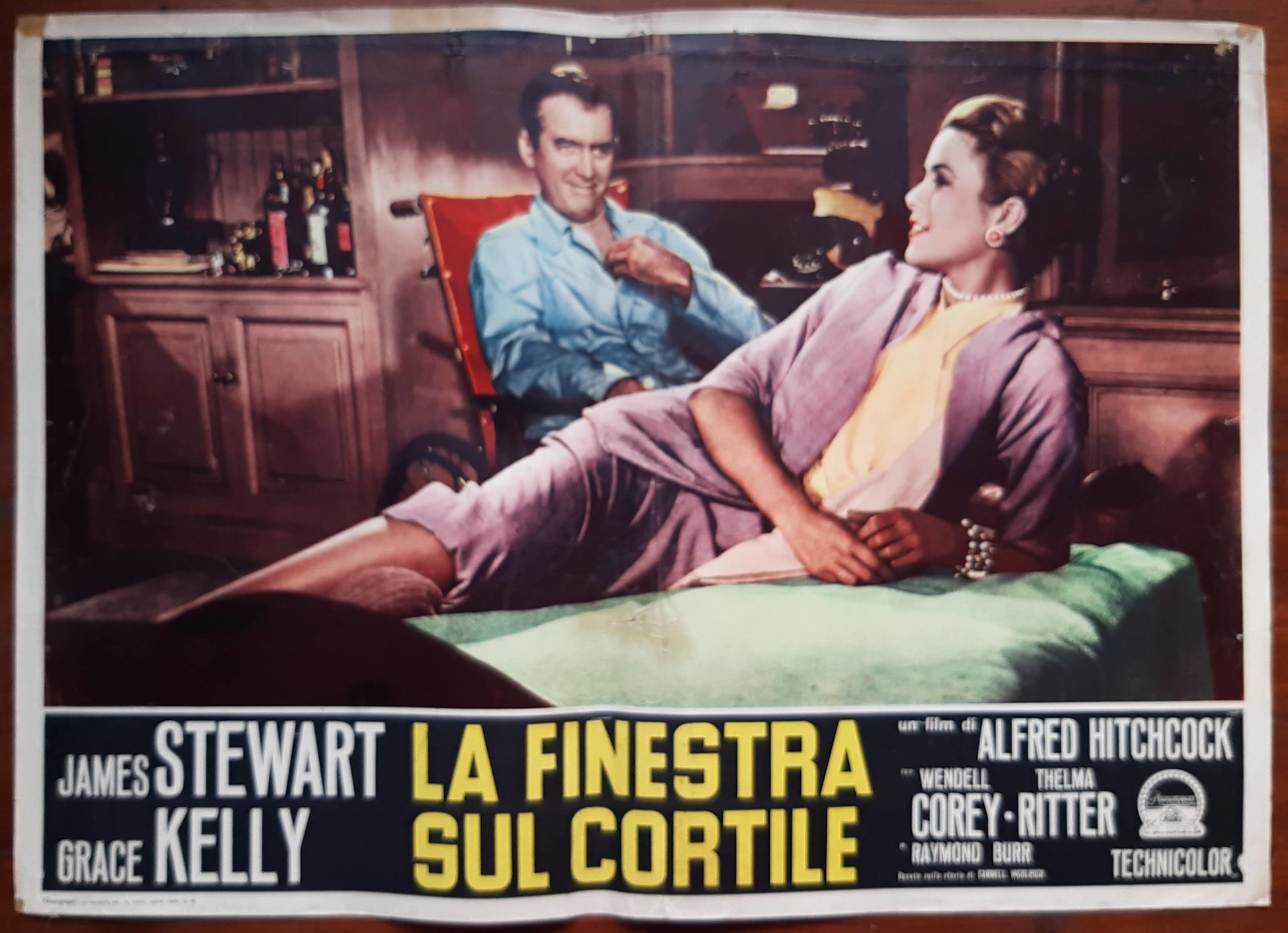 La finestra sul cortile, Rear Window, 1954, Alfred Hitchcock con James Stewart, Grace Kelly, Wendell Corey e-collecta