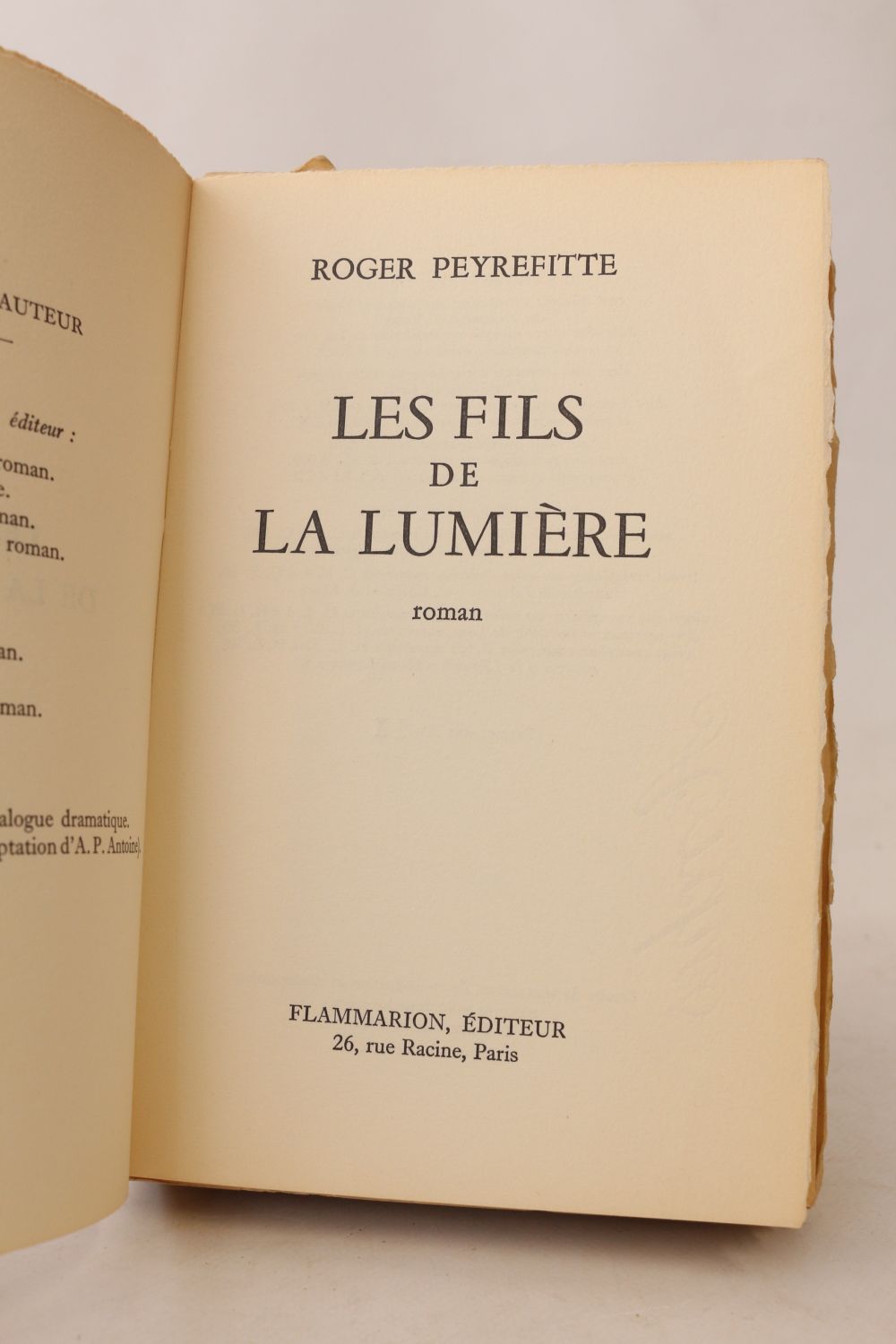 Les Fils de la Lumière, Roger Peyrefitte, Editions Flammarion, 1961 e-collecta