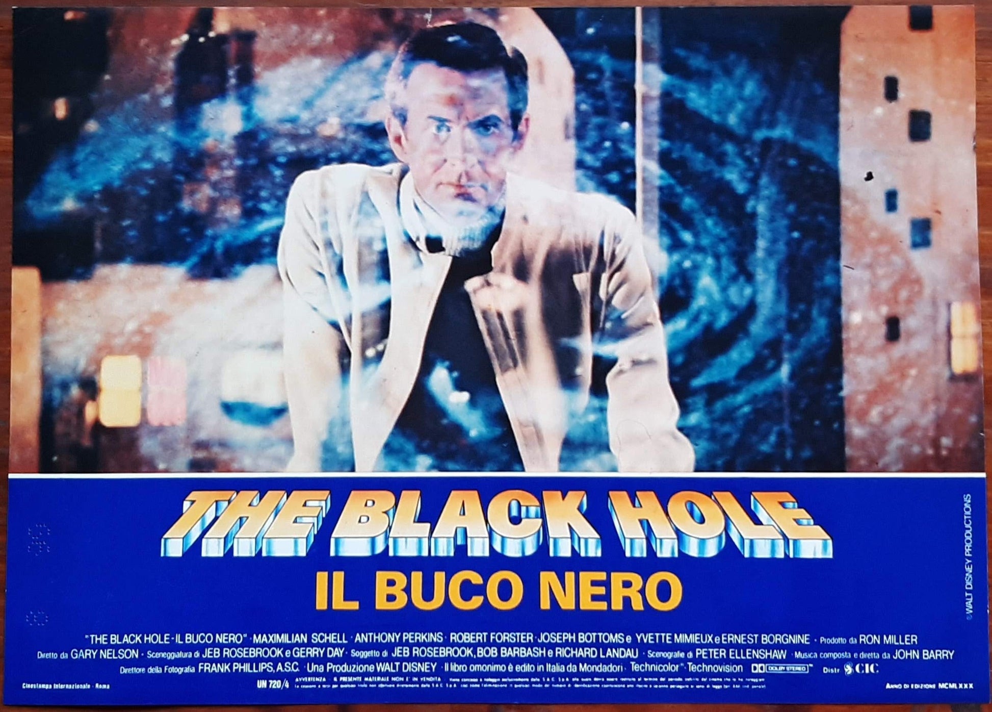 The Black Hole, Il buco nero (1979) Gary Nelson con Maximilian Schell, Anthony Perkins, Robert Forster e-collecta