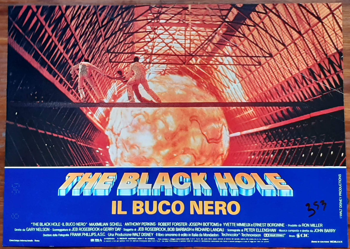 The Black Hole, Il buco nero (1979) Gary Nelson con Maximilian Schell, Anthony Perkins, Robert Forster e-collecta